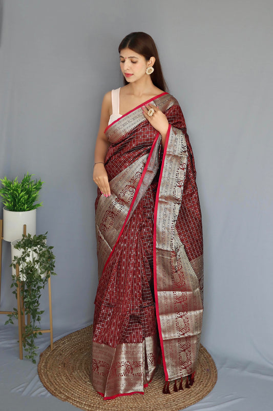 New Khicha Checks Silk Saree